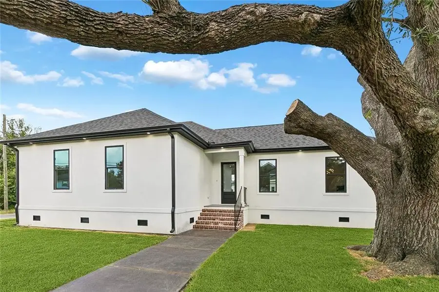 7205 Easy Street, Arabi, LA 70032 - #2