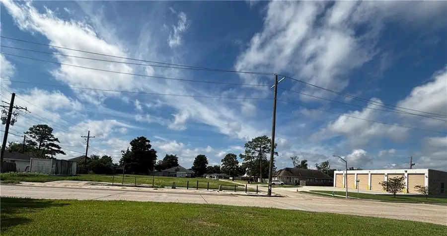 2521 Livaccari Drive, Violet, LA 70092 - #3