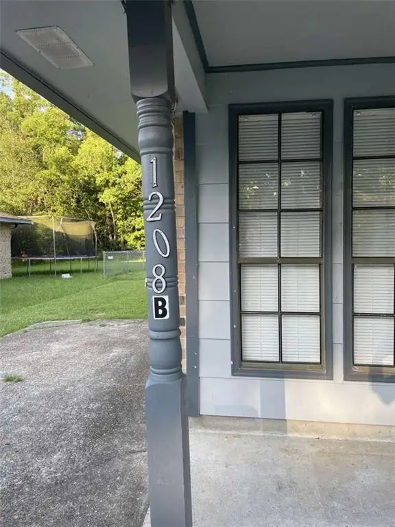 1208 Plaza Drive, Baker, LA 70714