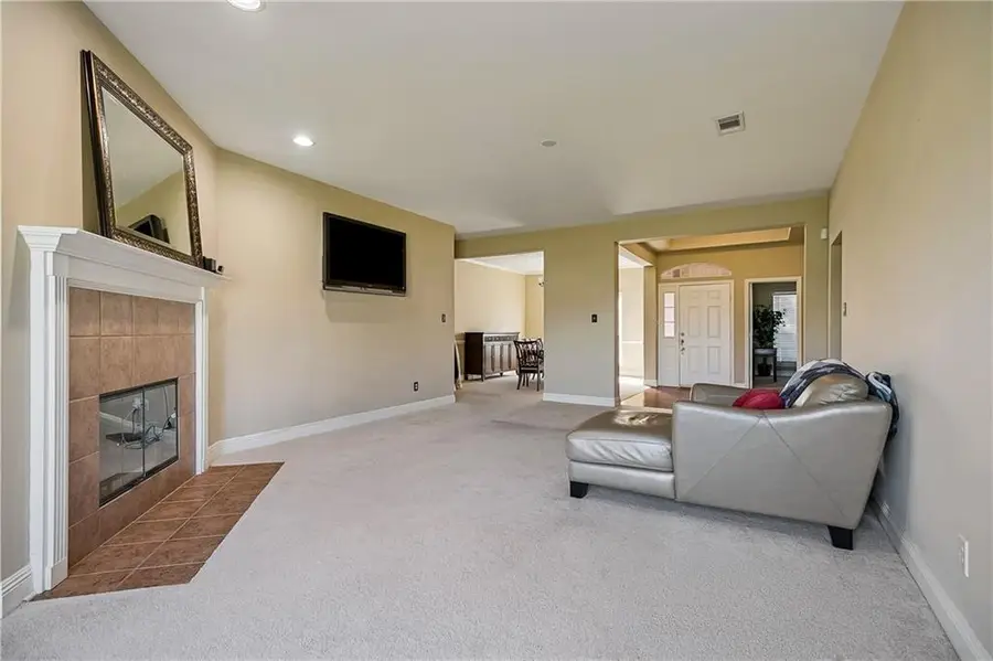 39070 Pirogue Avenue, Gonzales, LA 70737 - #3