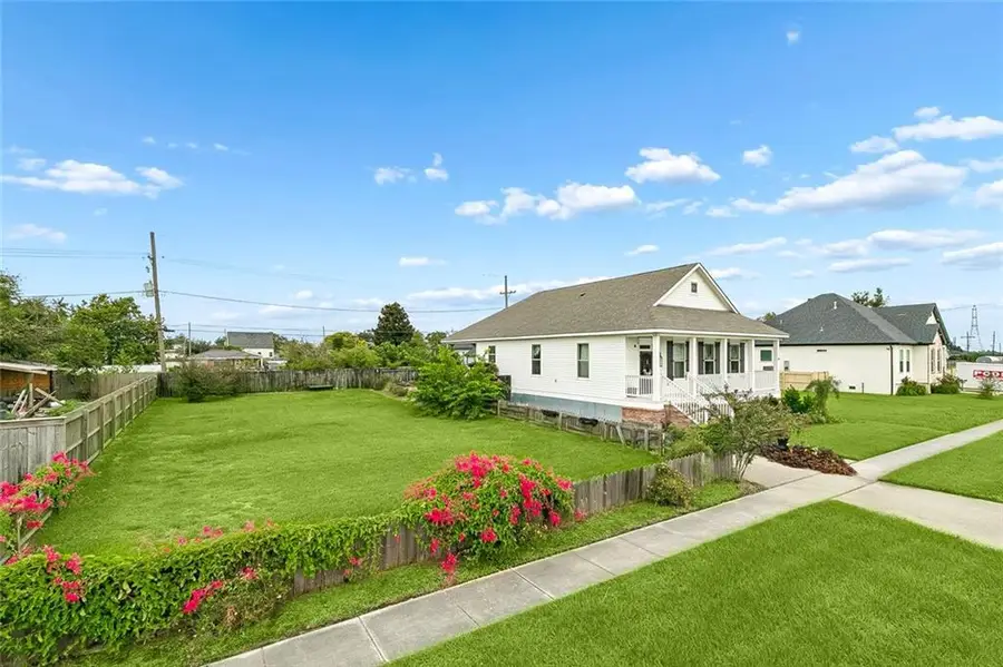 1324 Perrin Drive, Arabi, LA 70032 - #3
