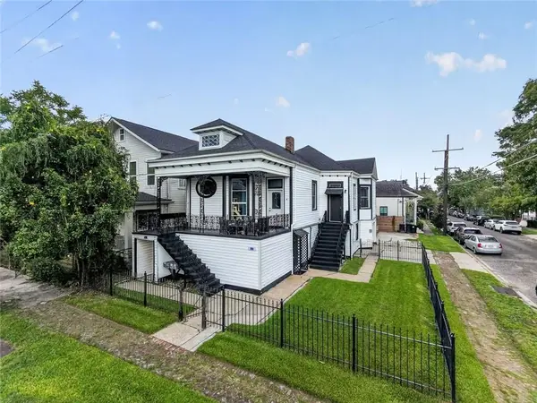 3914 Camp Street, New Orleans, LA 70115