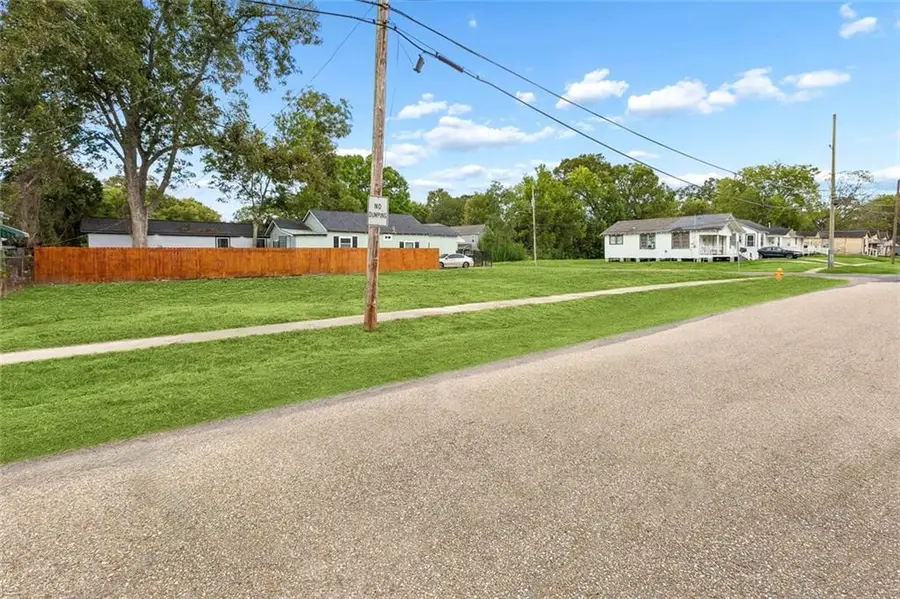 2305 America Street, Baton Rouge, LA 70806 - #2