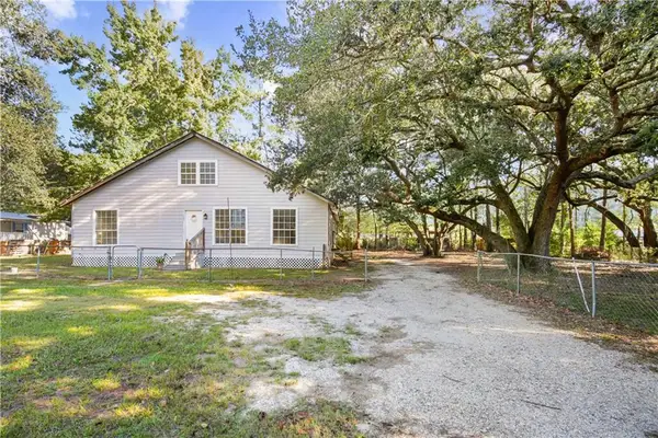 25567 W Sycamore Street, Lacombe, LA 70445