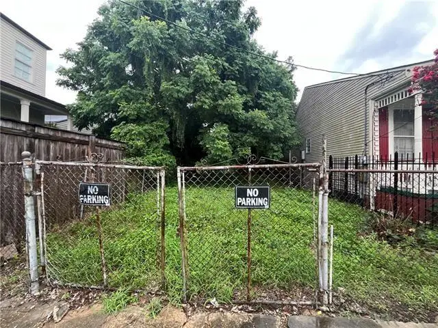 2358 Chippewa Street, New Orleans, LA 70130 - #2