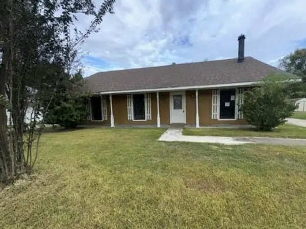 306 Celeste Drive, Baker, LA 70714