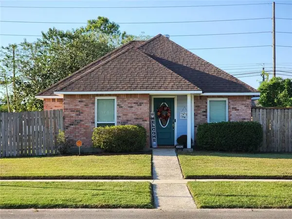 2262 General Jackson Avenue, Baton Rouge, LA 70810