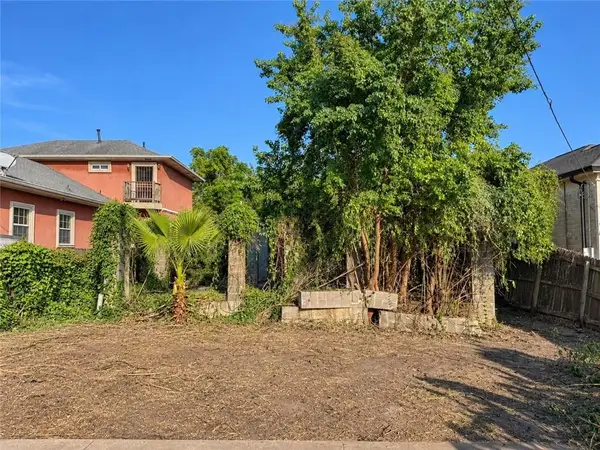 6427 Baccich Street, New Orleans, LA 70122