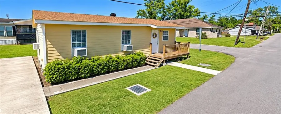 859 E Harding Street, Destrehan, LA 70047 - #2