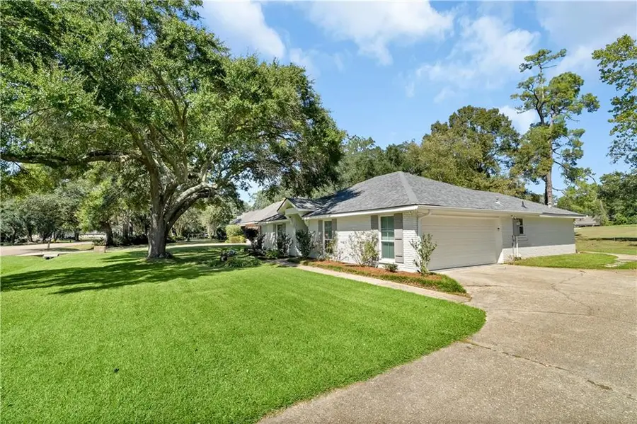 805 Beau Chene Drive, Mandeville, LA 70448 - #3