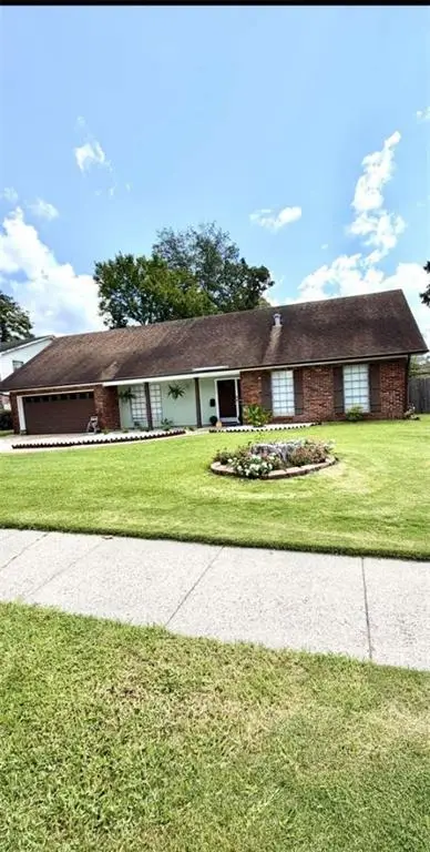 1375 Silverton Drive, Baton Rouge, LA 70815