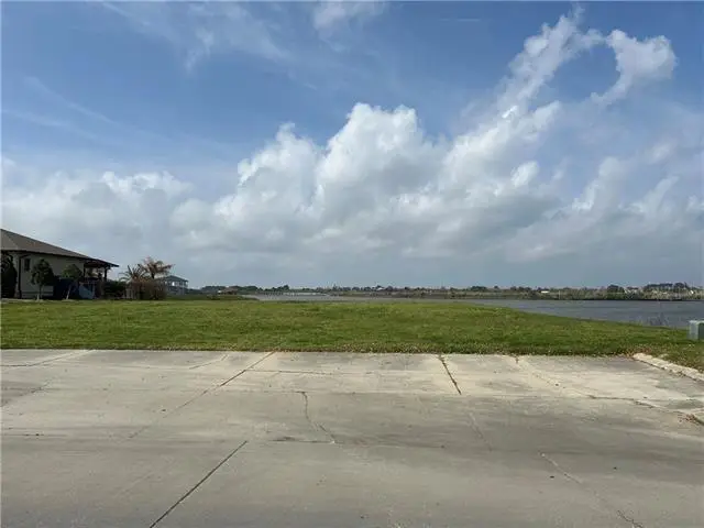2101 S Lakeshore Boulevard, Slidell, LA 70461 - #3