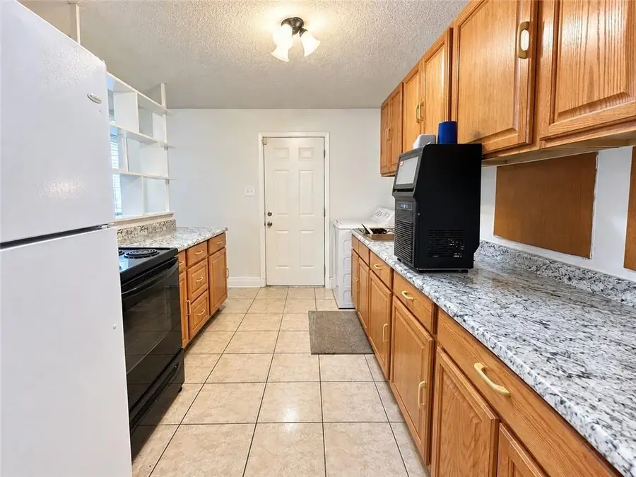 2124 Stumpf Boulevard, Terrytown, LA 70056 - #3