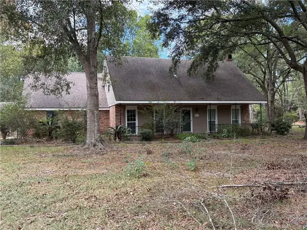 66071 Saint Michael Circle, Pearl River, LA 70452