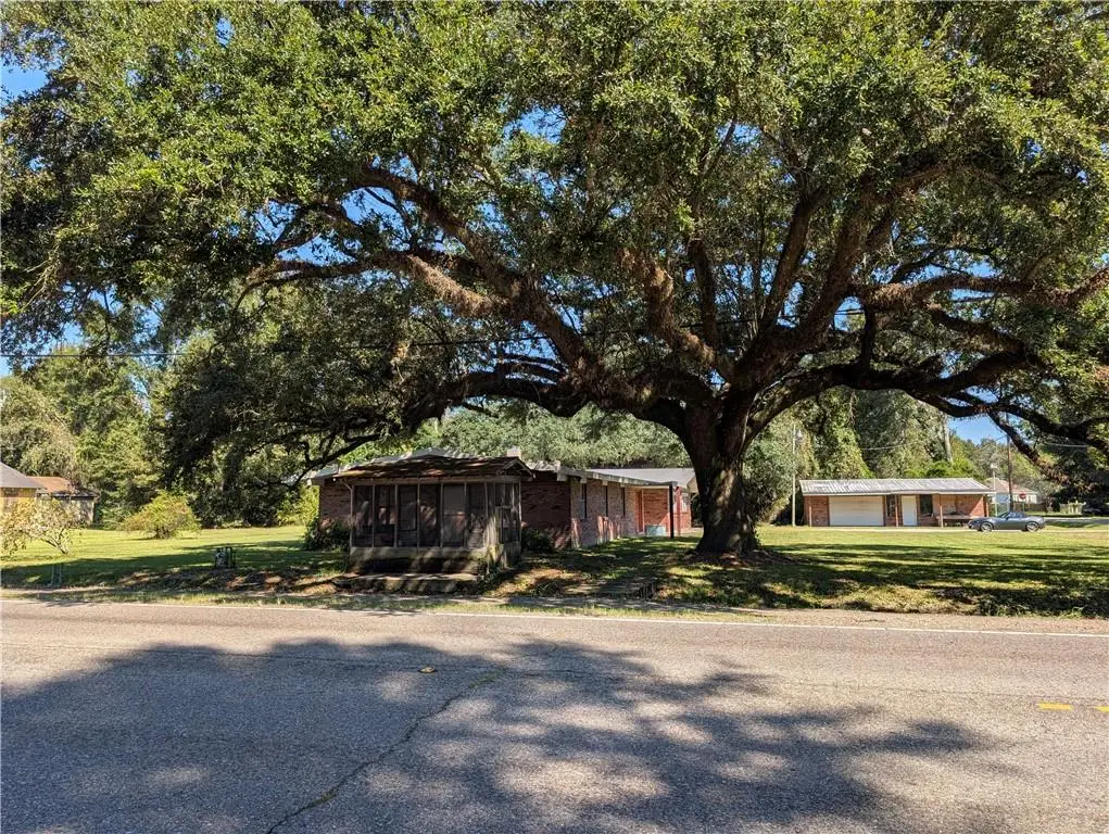 61013 N 15th Street, Lacombe, LA 70445 - #1