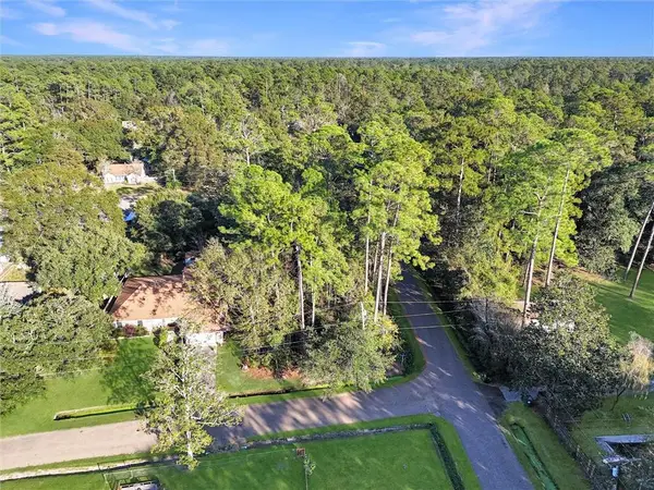 Lilac Street, Lacombe, LA 70445
