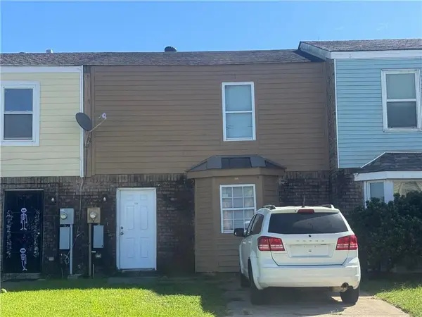 5133 Lakeview Court, New Orleans, LA 70126