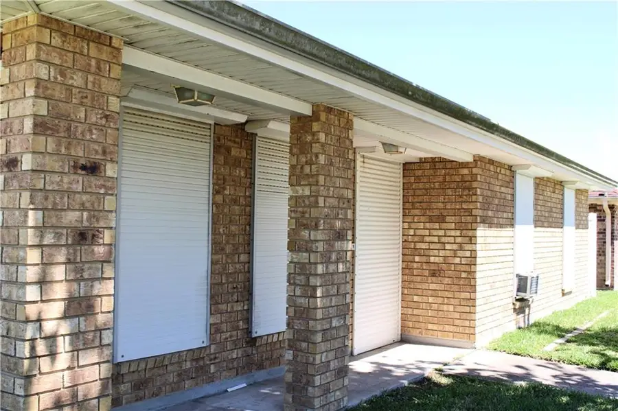 7671 Inlet Lane, New Orleans, LA 70128 - #2