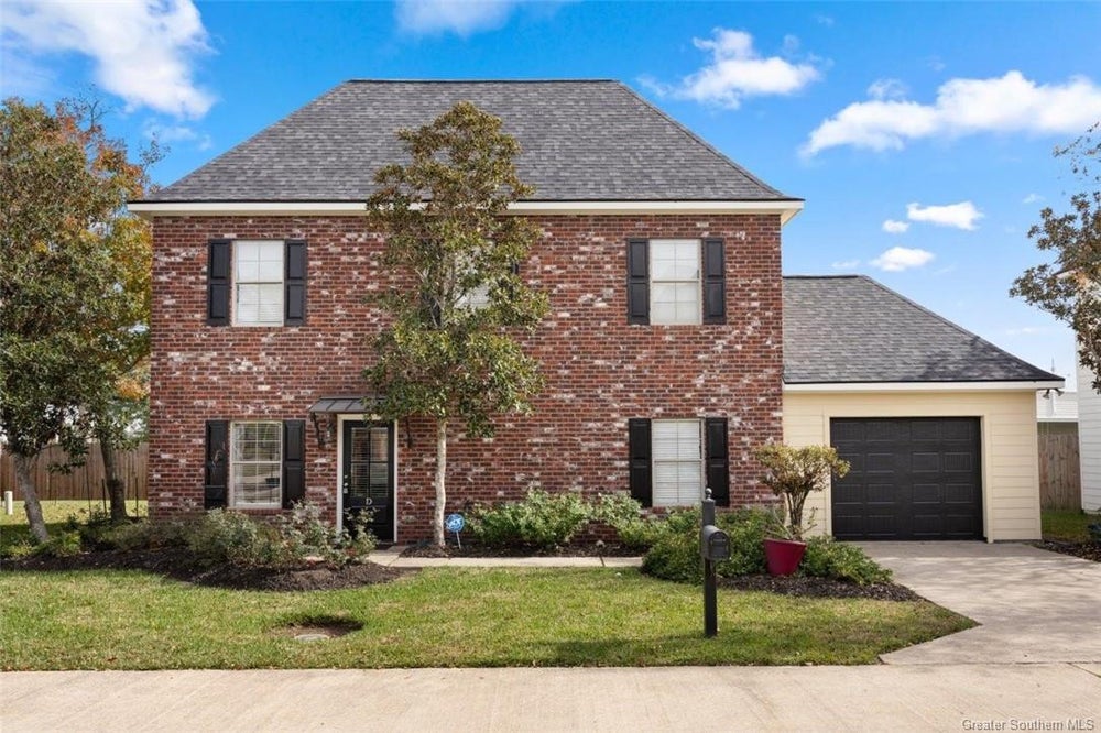 1001 W Sallier Street, Lake Charles, LA 70601 ERA