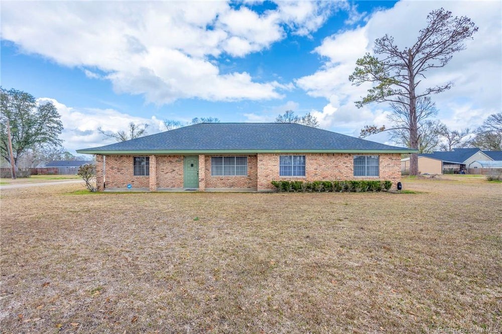 986 Melanie Avenue, Lake Charles, LA 70611 ERA