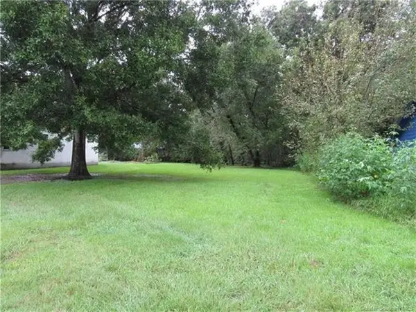 606 S Main Street S, Jennings, LA 70546