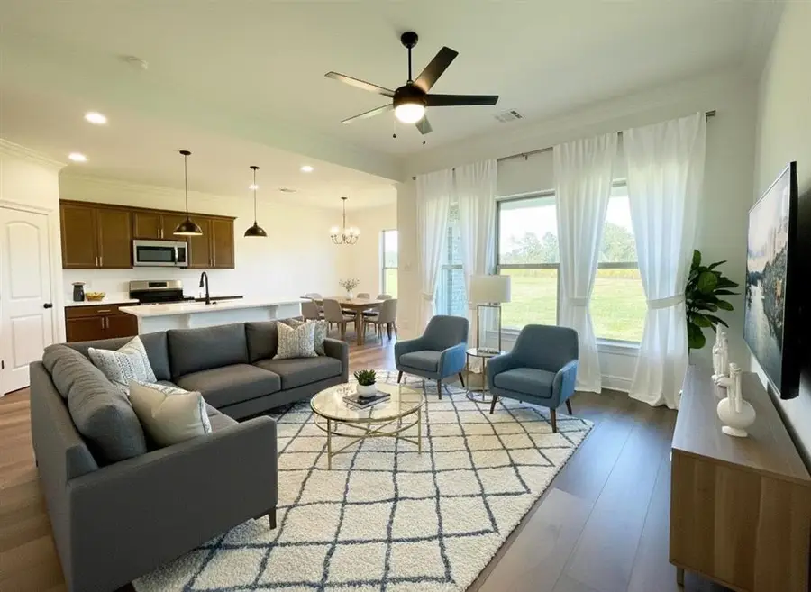 243 White Castle North, Iowa, LA 70647 - Image #2