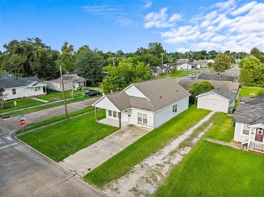 2719 Center Street, Lake Charles, LA 70601 - #2