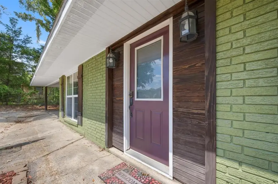 105 Allen Street, Leesville, LA 71446 - Image #2