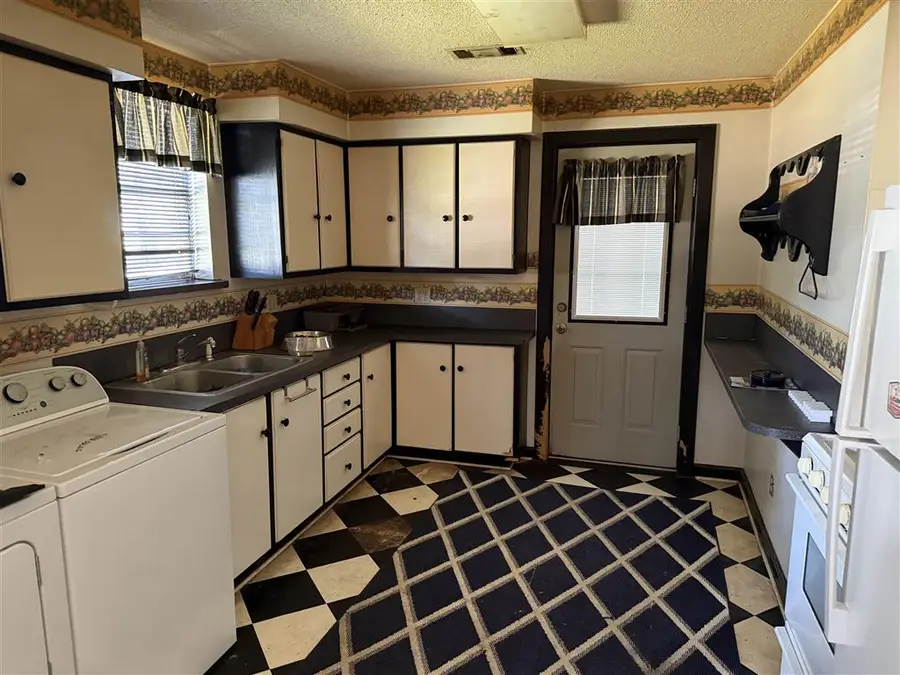 2232 Lilly Street, Lake Charles, LA 70601 - Image #3