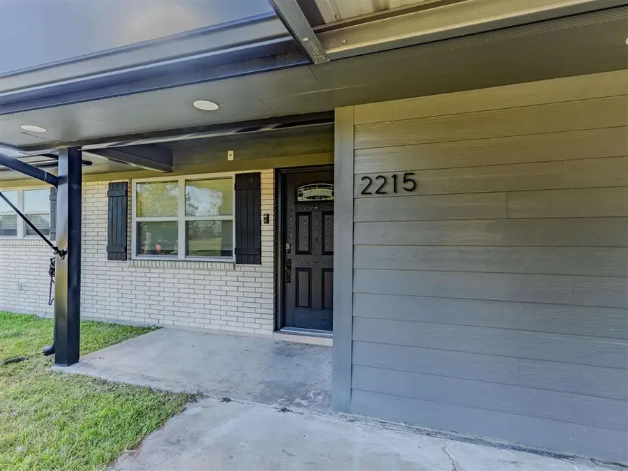 2215 Walker Dr Drive, Westlake, LA 70669 - Image #2