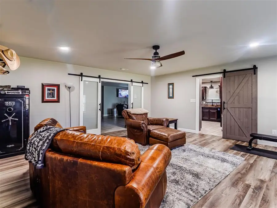 2215 Walker Dr Drive, Westlake, LA 70669 - Image #3