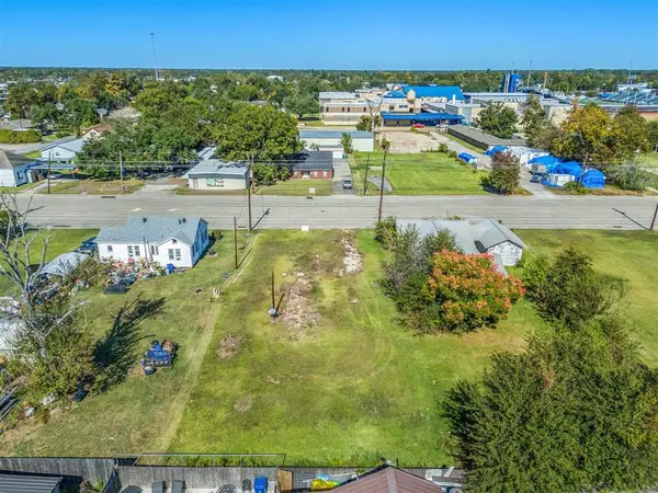 321 Cypress Street, Sulphur, LA 70663