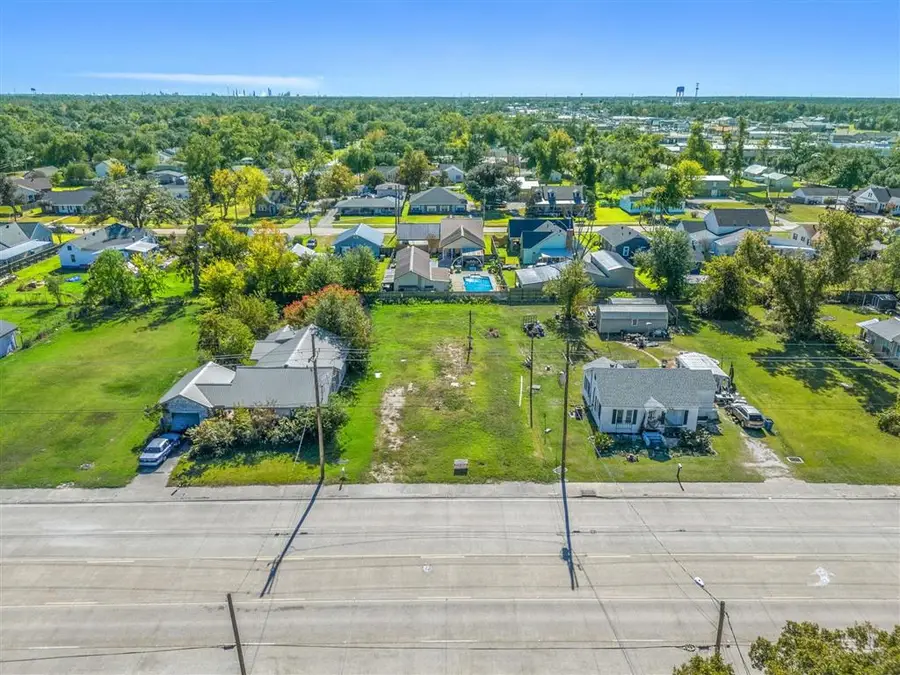 321 Cypress Street, Sulphur, LA 70663 - Image #2