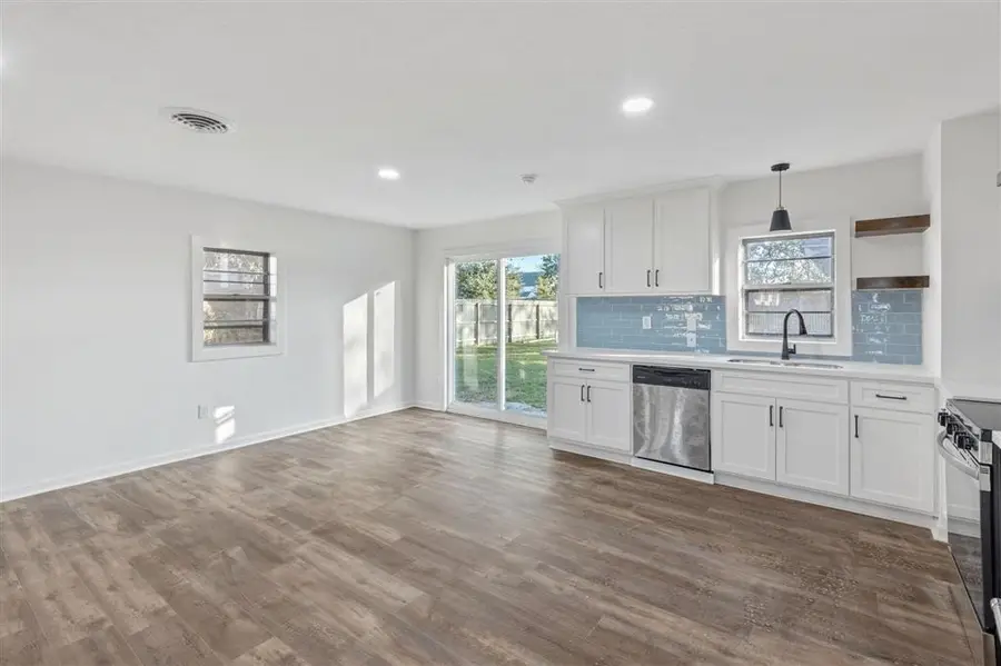 1049 Lake Land Street, Lake Charles, LA 70605 - Image #3