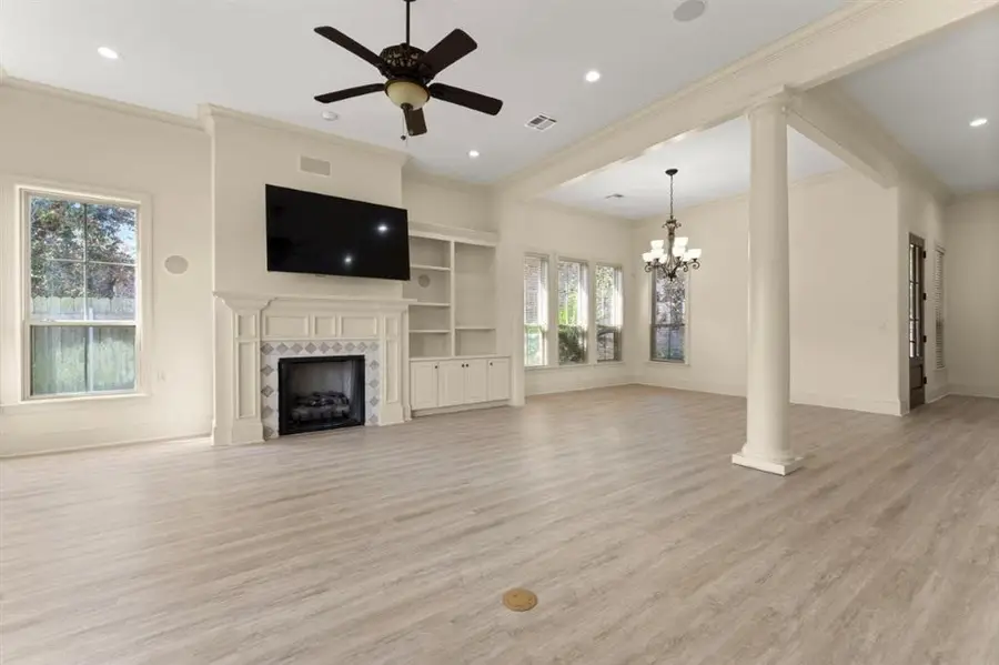 6105 W Azalea Dr Drive W, Lake Charles, LA 70605 - #2