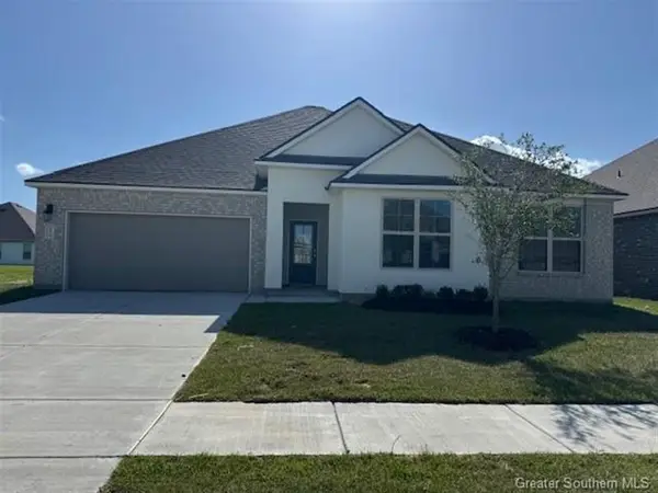 4681 E Ridge Road E, Lake Charles, LA 70607