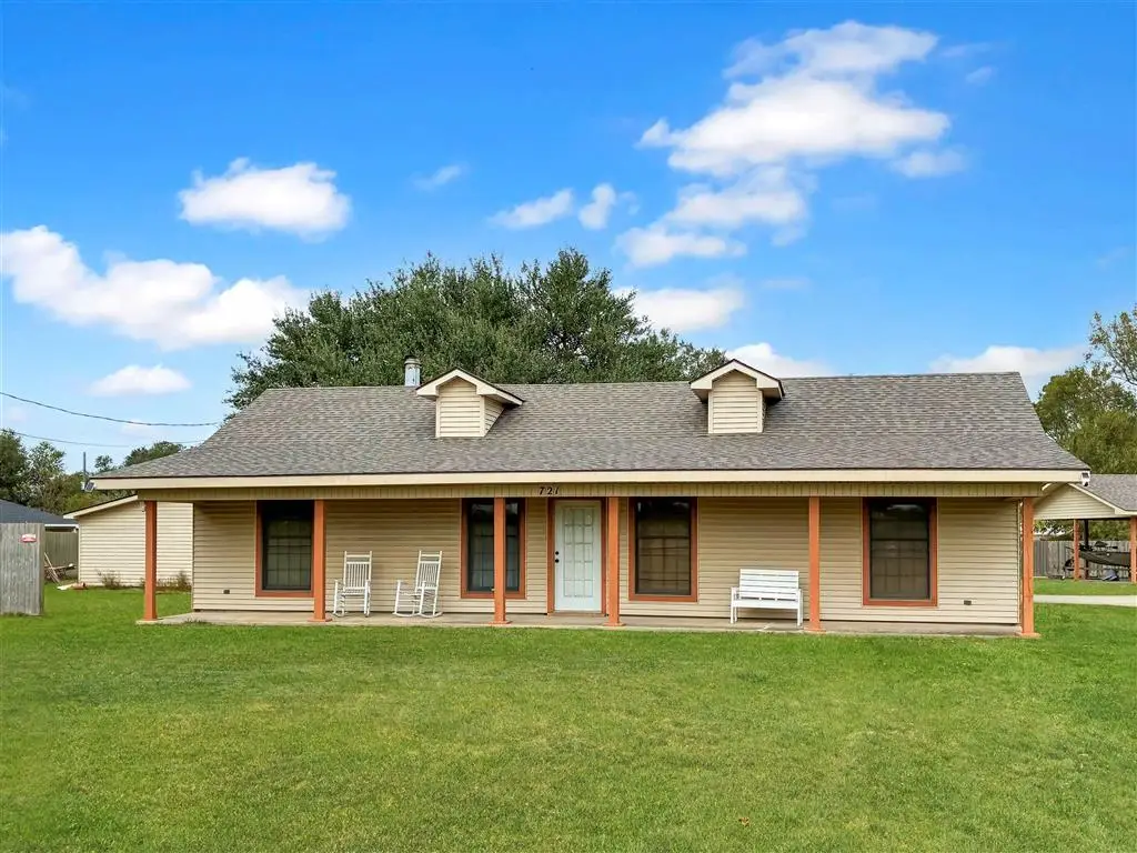 721 S Lightner Ave Avenue S, Iowa, LA 70647 - Image #1
