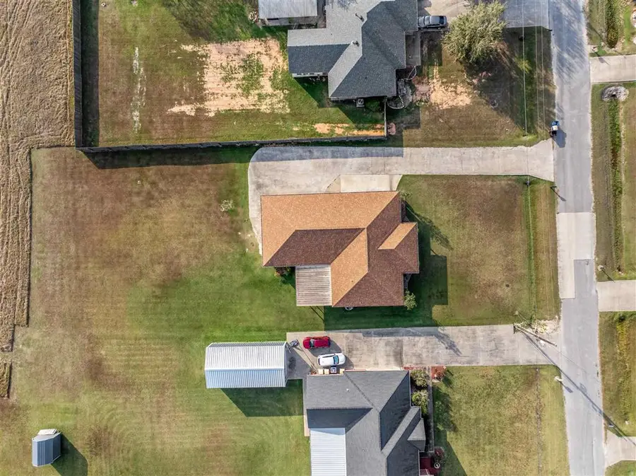 800 E 2nd Street E, Iowa, LA 70647 - Image #2