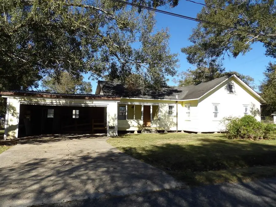 403 N Craig Street N, Jennings, LA 70546 - Image #3