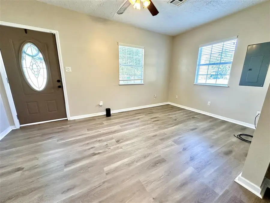 1404 Lovejoy Street, Sulphur, LA 70663 - Image #3