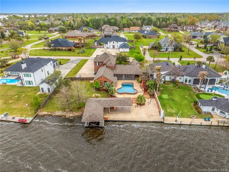 4329 Edgewater Drive, Lake Charles, LA 70605 - Image #3