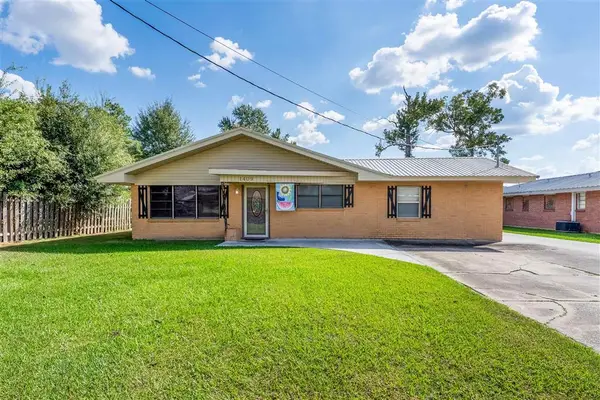 1409 Lourdes St Street, Sulphur, LA 70663