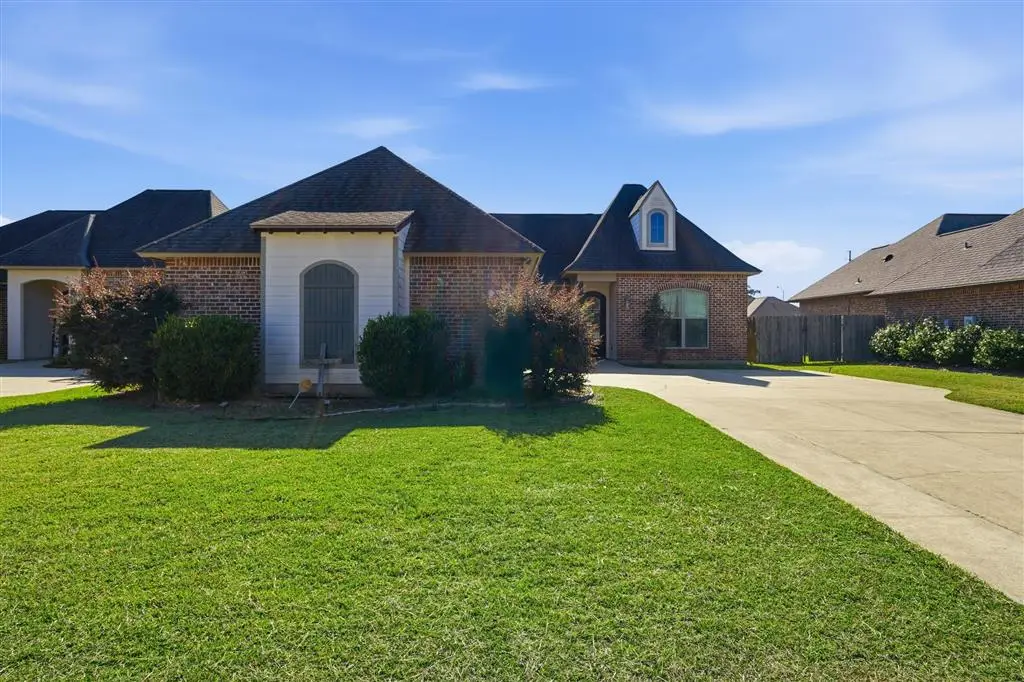 633 Becky Lane, Lake Charles, LA 70605 - Image #1