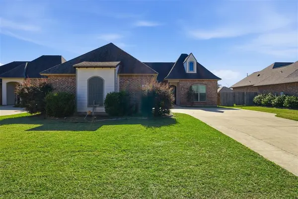 633 Becky Lane, Lake Charles, LA 70605