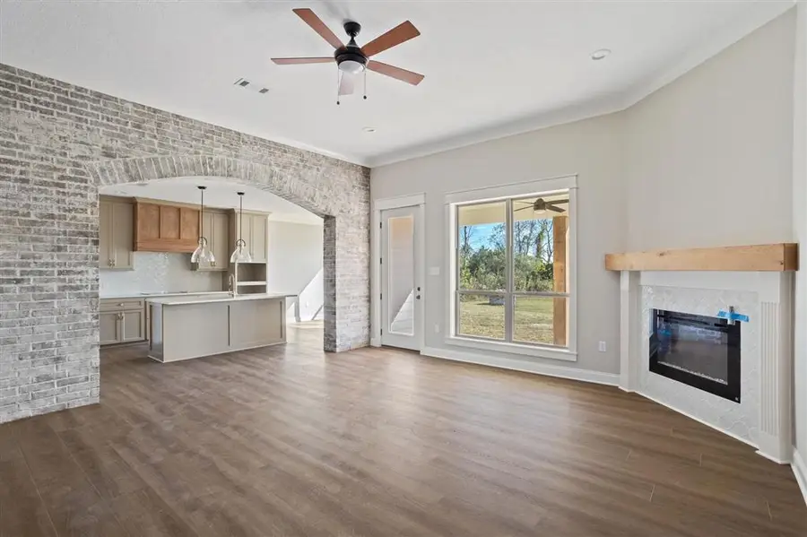 5873 N Crescent Drive N, Iowa, LA 70647 - Image #3