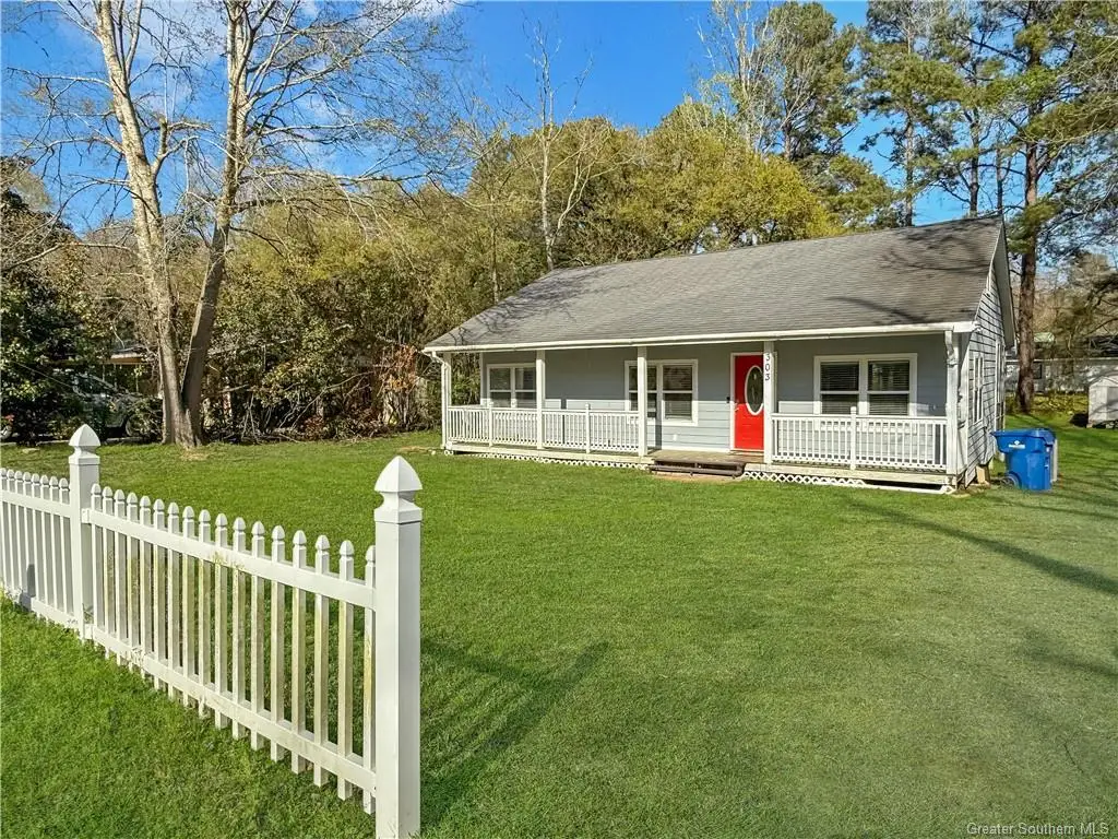 303 Knapp Street, Leesville, LA 71446 - Image #1