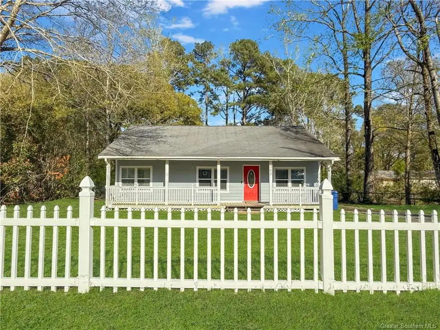 303 Knapp Street, Leesville, LA 71446 - Image #3