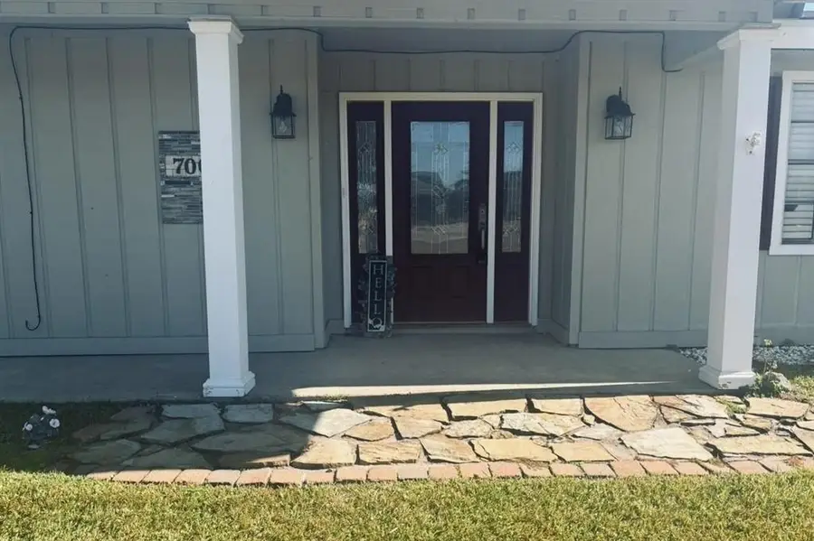 7007 S Burgundy Drive S, Lake Charles, LA 70605 - #2