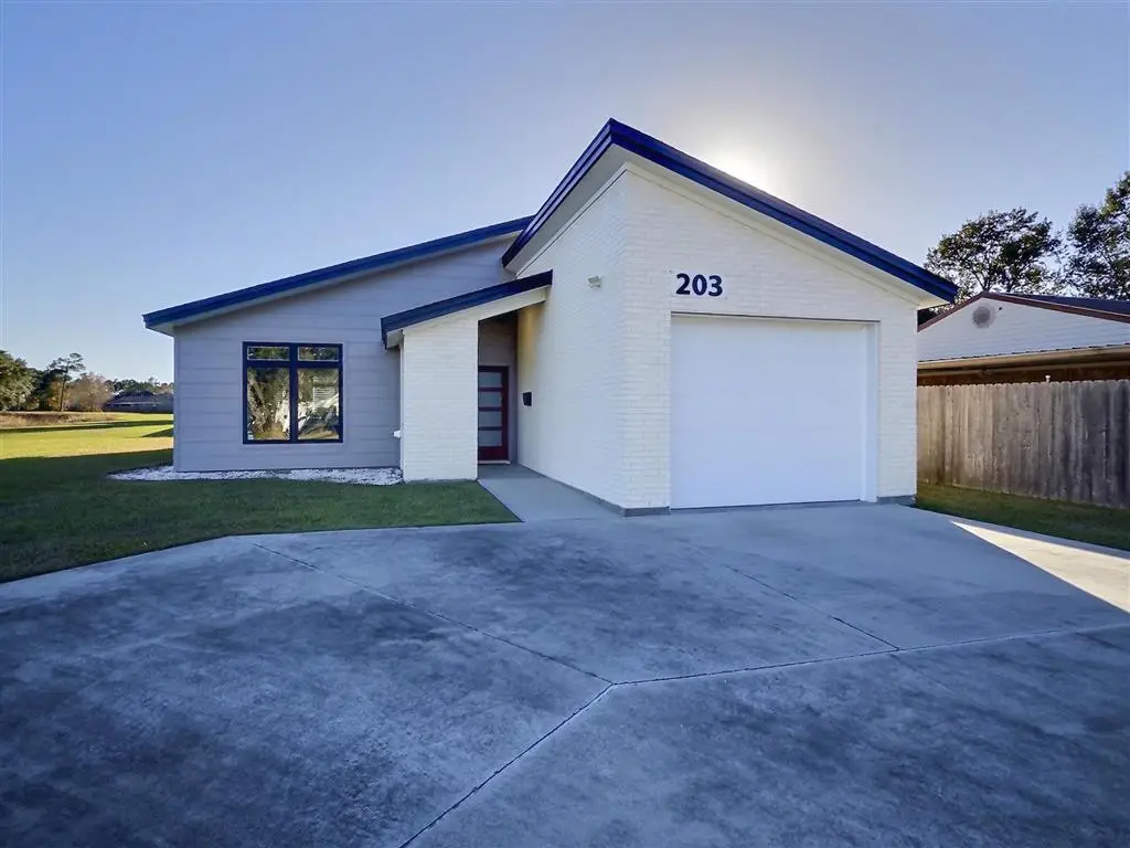 203 Heather Street, Lake Charles, LA 70605 - Image #1