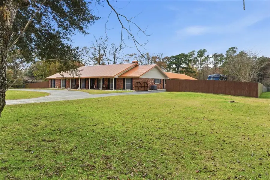 1015 S Texas Street S, Deridder, LA 70634 - Image #2